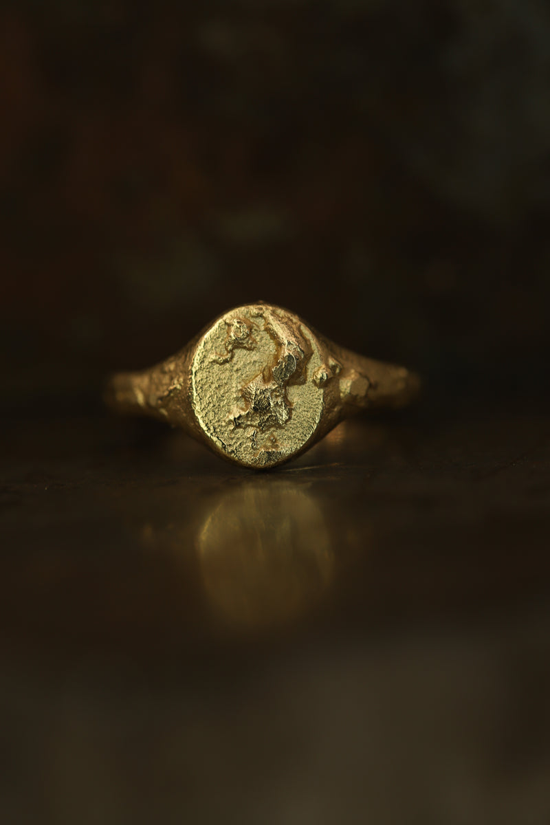 Mini Signet Ring