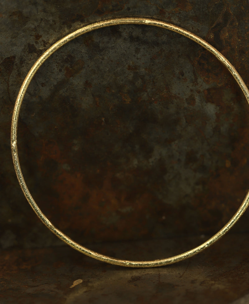 I Gold Bangle